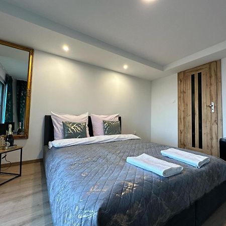 Apartament Bena Ze Zjawiskowym Tarasem Widokowym Хелмно Экстерьер фото